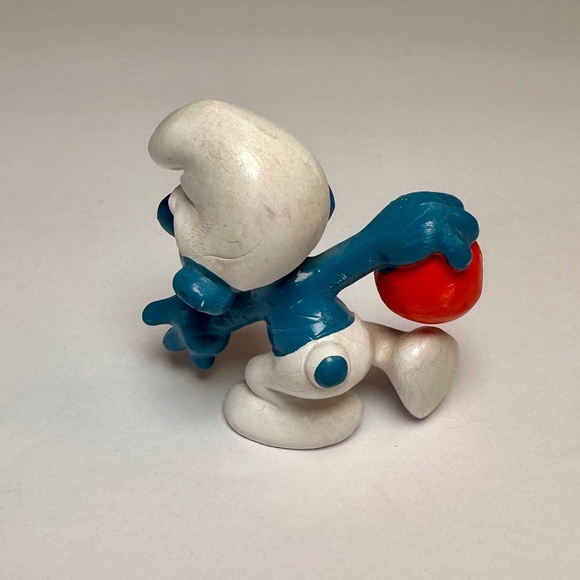 Vintage Bowling Smurf Figurine 1978 Schleich Peyo Made in Germany Smurfs - Picture 4 of 7